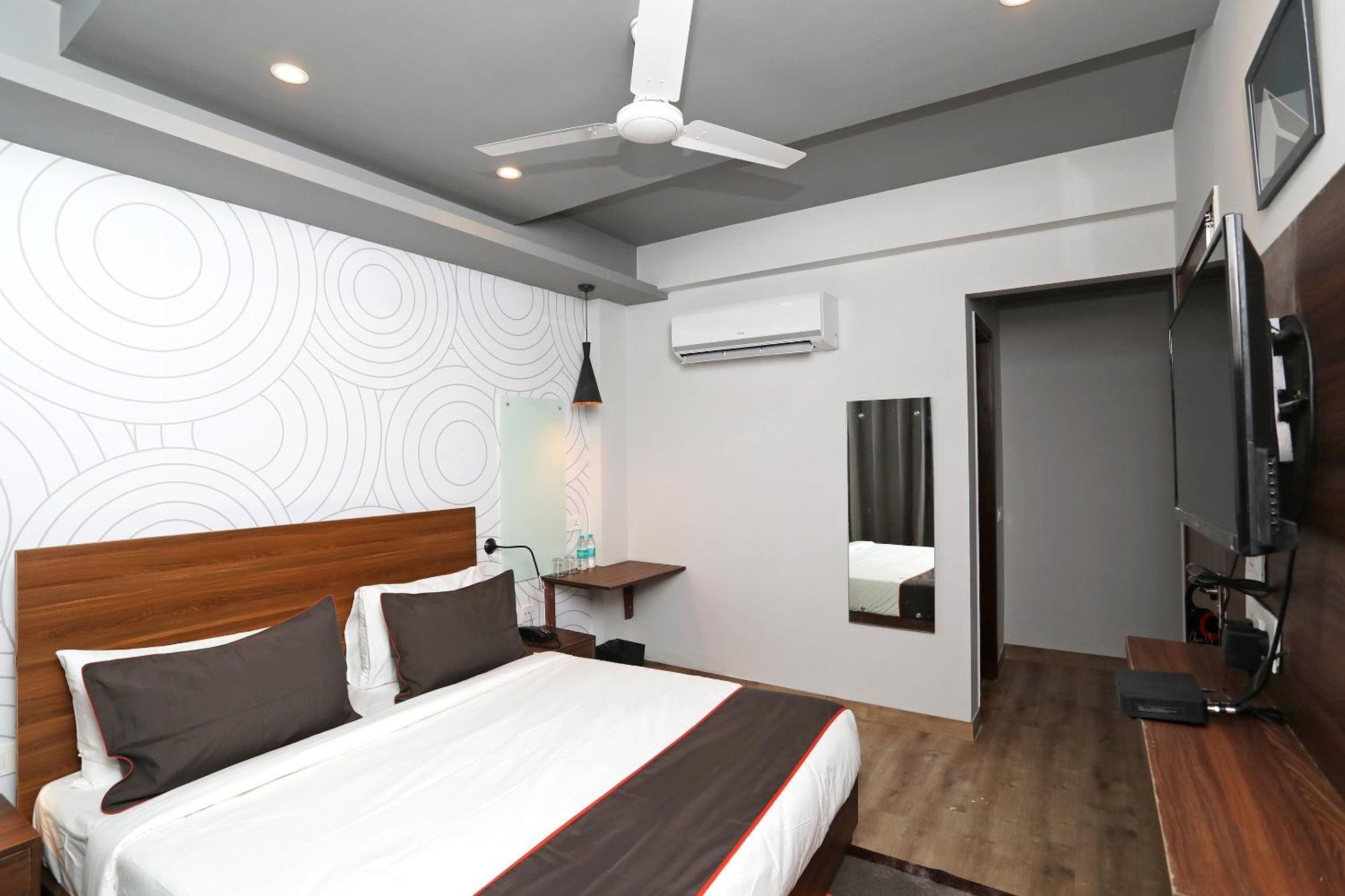 Hotel Collection O Moonlight Delhi  Exterior foto